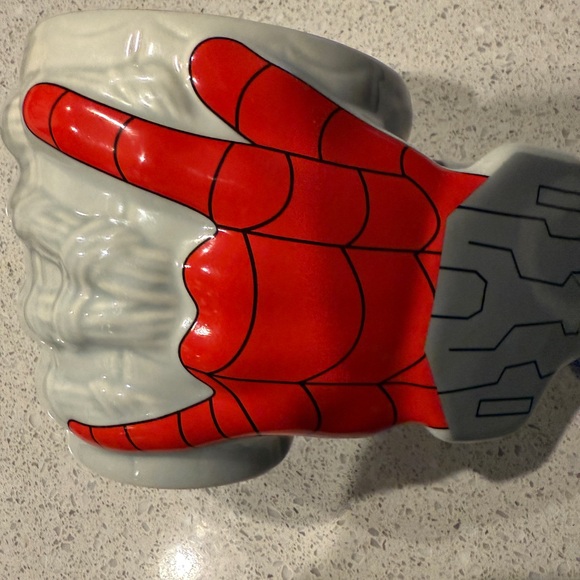 Spider-Man Hand Gesture Mug - Picture 1 of 2